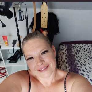 username, area photo