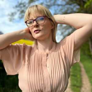 username, area photo