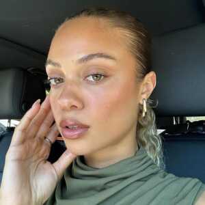 username, area photo