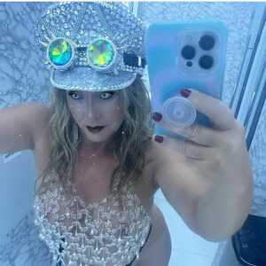 username, area photo